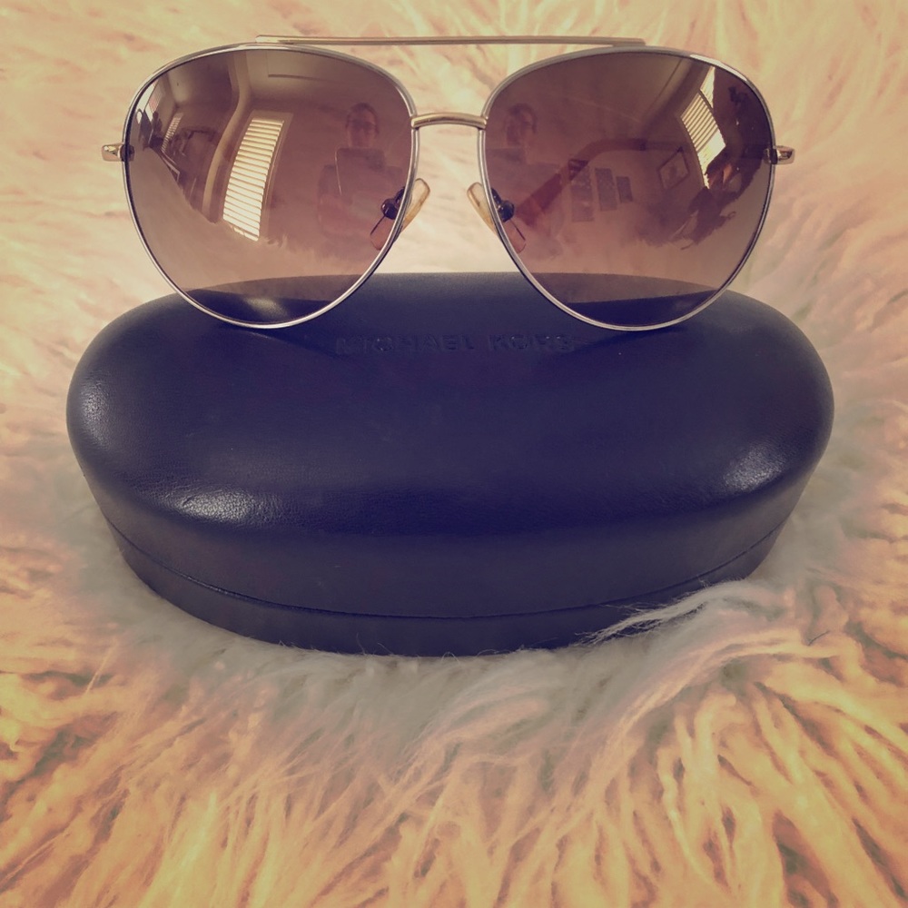 MICHAEL KORS SUNGLASSES